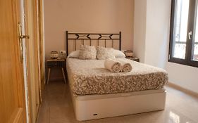 Lazcano Málaga by DV Properties
